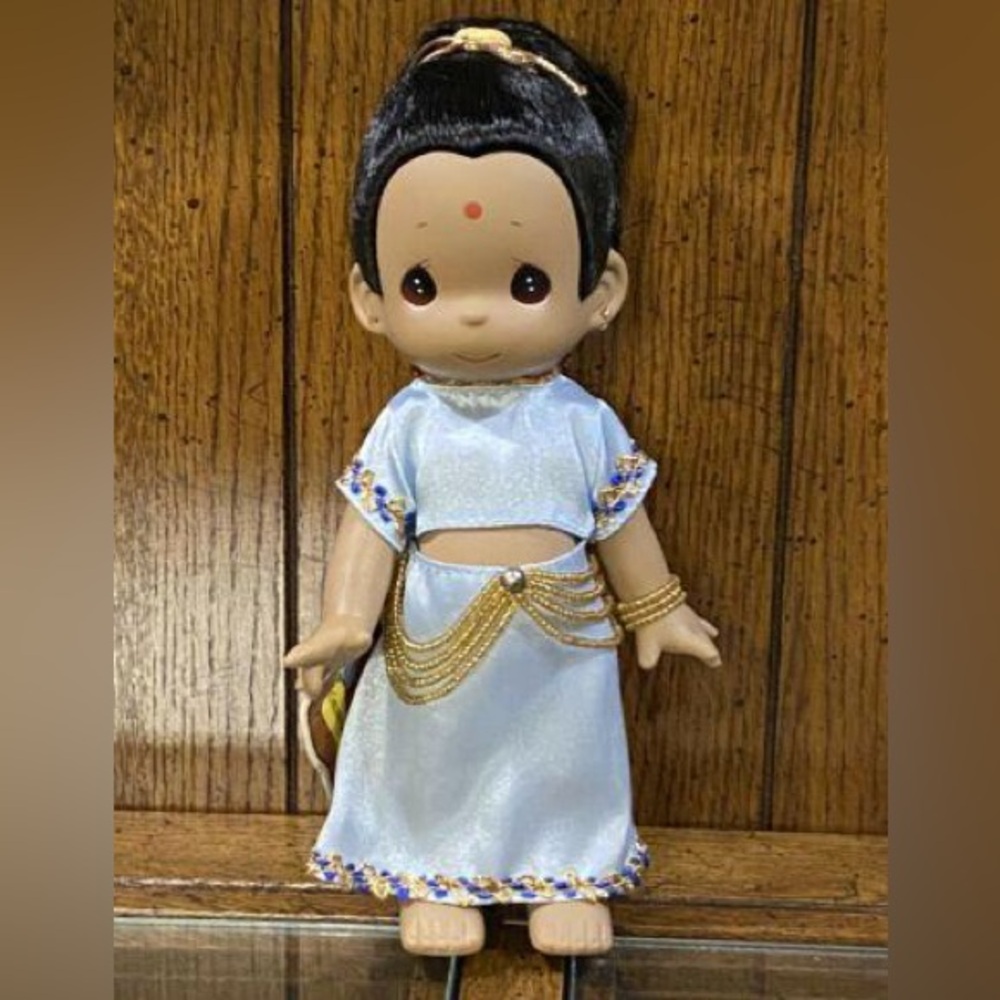 Vintage 1994 Precious Moments Taya from India Doll NWT 9" Children of the World
